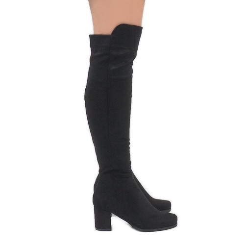 Černé semišové boty na sloupku H306 černá