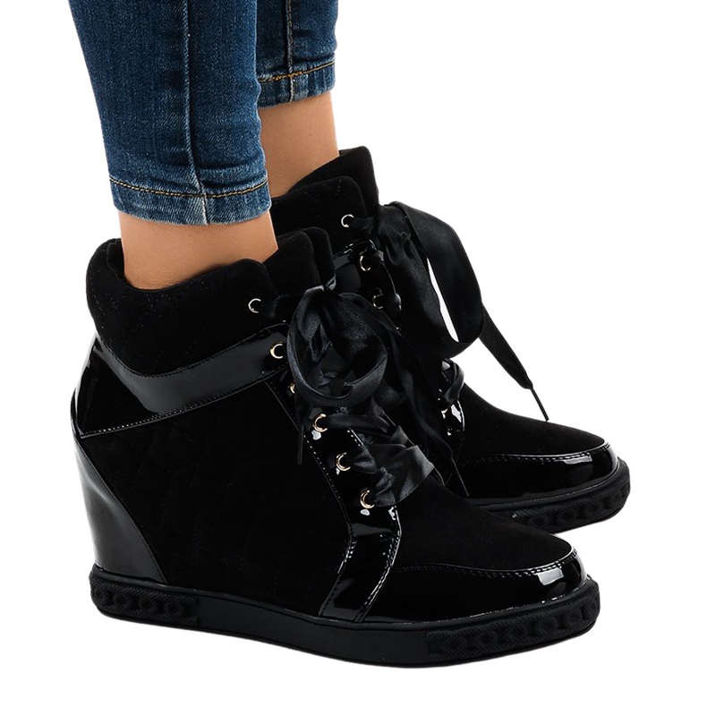 Módní černé klínové tenisky KLS-109-3 černá