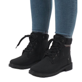 Černé zateplené boty NR06-1 černý