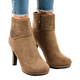 Khaki semišové kotníkové boty na sloupku SQ15 vícebarevný zelená