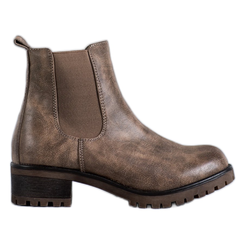 Jennika Boty na platformě hnědý