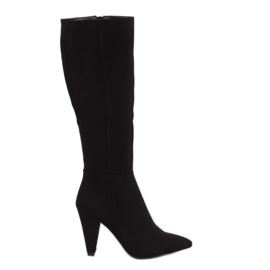 Klasické černé vysoké podpatky 8677 černé černá