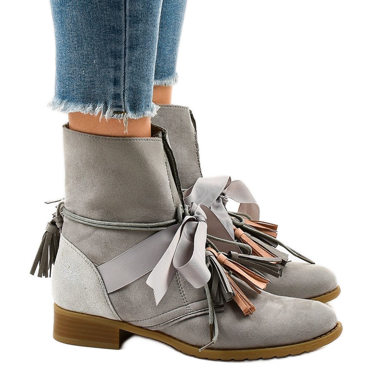 Šedé ploché boty svázané třásněmi A-226 šedá