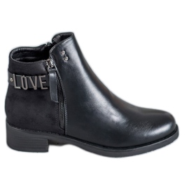 Ideal Shoes Černé Boty Na Plochém Podpatku černý