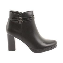 M.Daszyński Dámské kozačky na sloupek černý