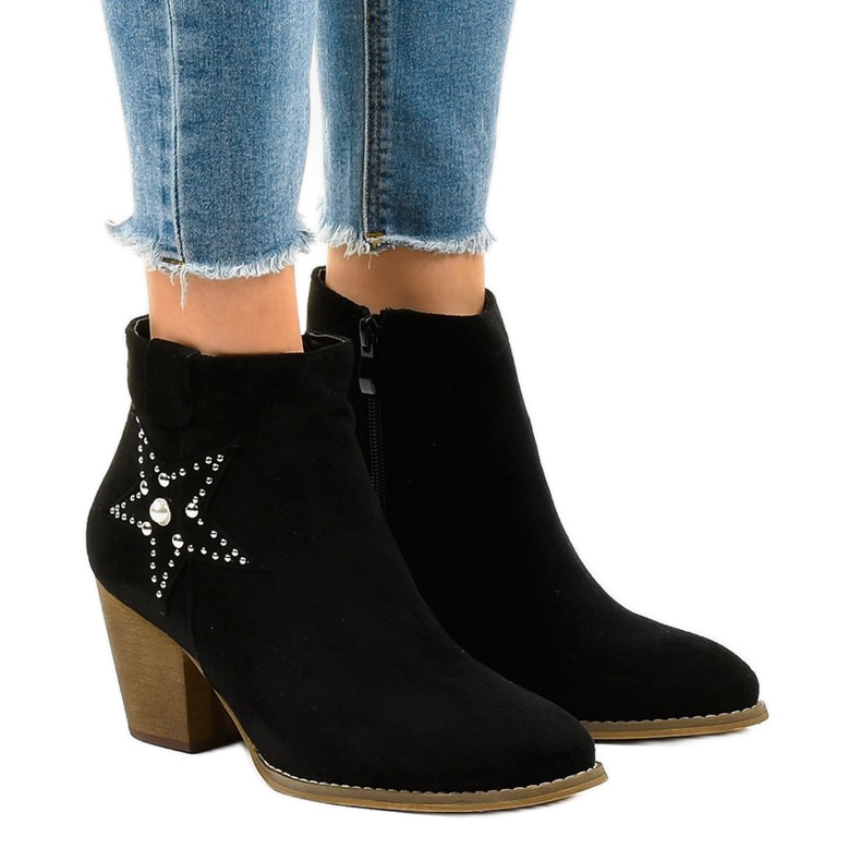 Černé semišové kozačky na sloupku hvězdy L88-163 černá