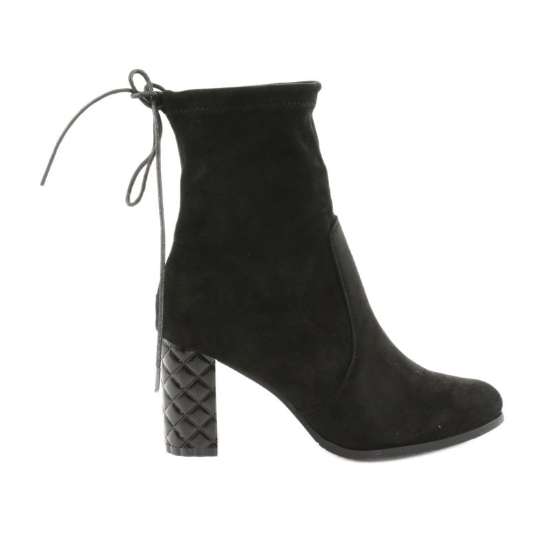 M.Daszyński Semišové kotníkové boty na ozdobném podpatku Daszyński 154 černá