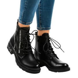 Černé dámské vysoké kozačky se zipem KL-602 černá