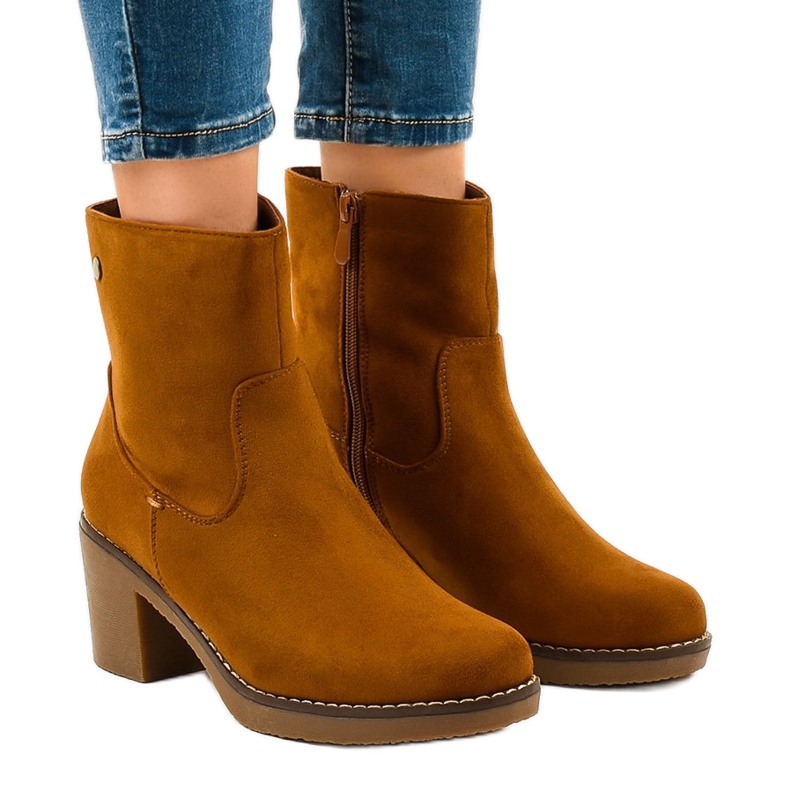 Hnědé semišové vysoké podpatky 8B852 hnědý