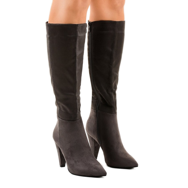 Šedé semišové dámské boty na sloupku 8677 šedá