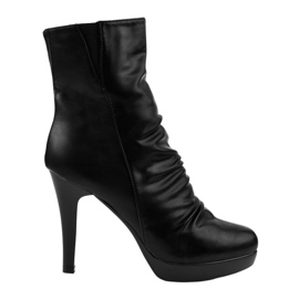 Černé zateplené boty GFA418 černý