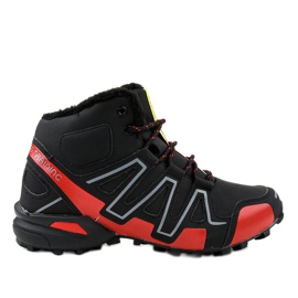 Černé zateplené trekové boty BN8810 černá