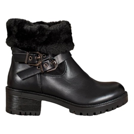 Marquiz Teplí dělníci s kožešinou černý