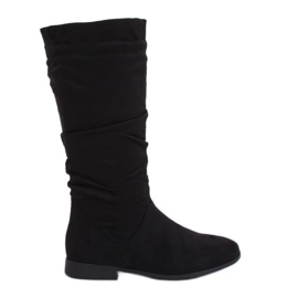 Černé kozačky na plochém podpatku M629 Black černý