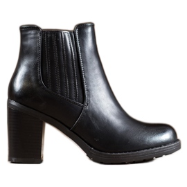 Comer Boty z ekokůže černý