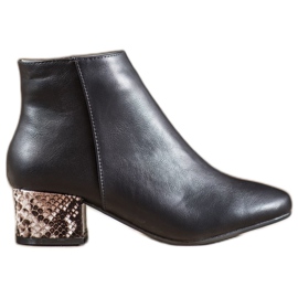 Weide Elegantní boty Snake Print černý vícebarevný