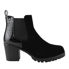 Černé kozačky na sloupek s elastickým W356 černý