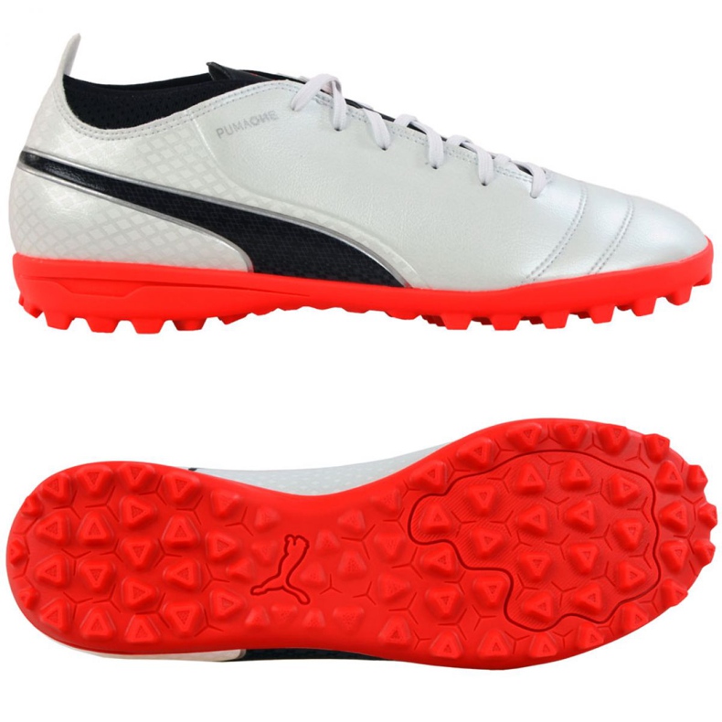 Kopačky Puma One 17.4 Tt M 104078 01 bílý bílý Kopačky Puma One 17.4 Tt M 104078 01 bílý bílý