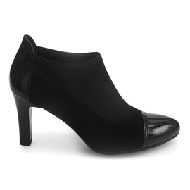 Elegantní boty na sloupku 8367 černé černý