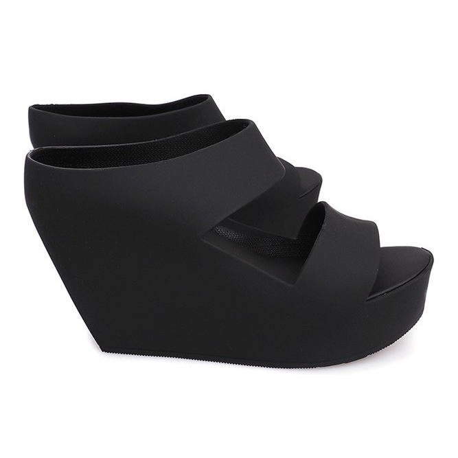 Meliski Open Wedge AE830 Black černá