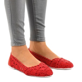 Červené prolamované balerínky 4701 červený