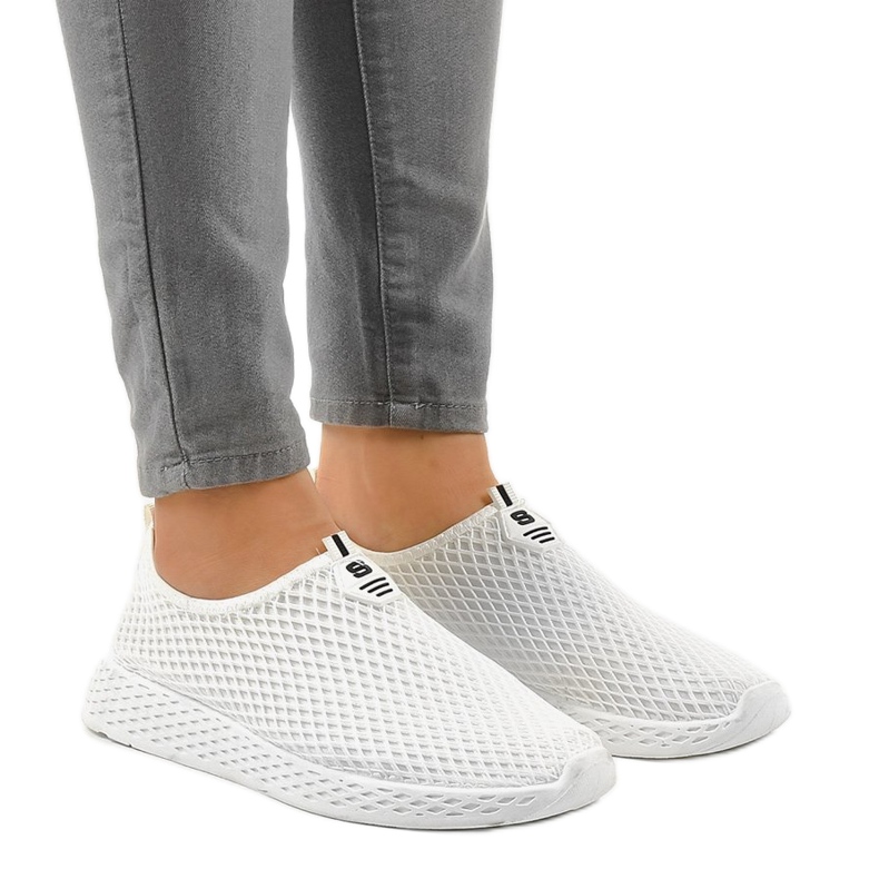 Bílé dámské sportovní boty SJ1890-3 bílý