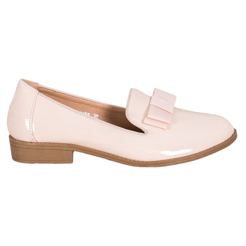 Fama Lakovaní lordi lukem hnědý