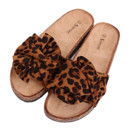 Korkové pantofle s leopardím potiskem CK115P Leopard hnědý Korkové pantofle s leopardím potiskem CK115P Leopard hnědý