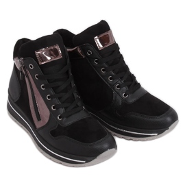 Černá sportovní obuv JM6841R Negro