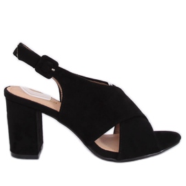 Černé sandály na vysokém podpatku F1827 Black černá
