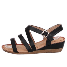 Černé sandály na klínovém podpatku S060064 Black černý