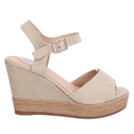 Béžové sandály na klínku 9R195 Beige béžový Béžové sandály na klínku 9R195 Beige béžový