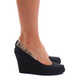 Meliski Open Wedge KM110 Black černý