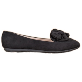 Ch. Creation Suede Lords S Mašlí černý