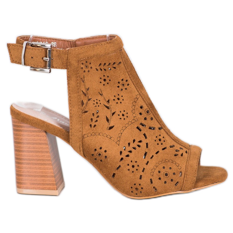 Mannika Vestavěné prolamované sandály hnědý