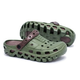 Flameshoes Zelené pánské zahradní pantofle Kroks Eva hnědý zelený