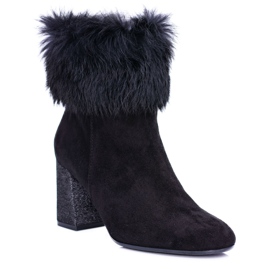 Dámské černé semišové boty s kožešinou Laura Messi 1689 černá Dámské černé semišové boty s kožešinou Laura Messi 1689 černá