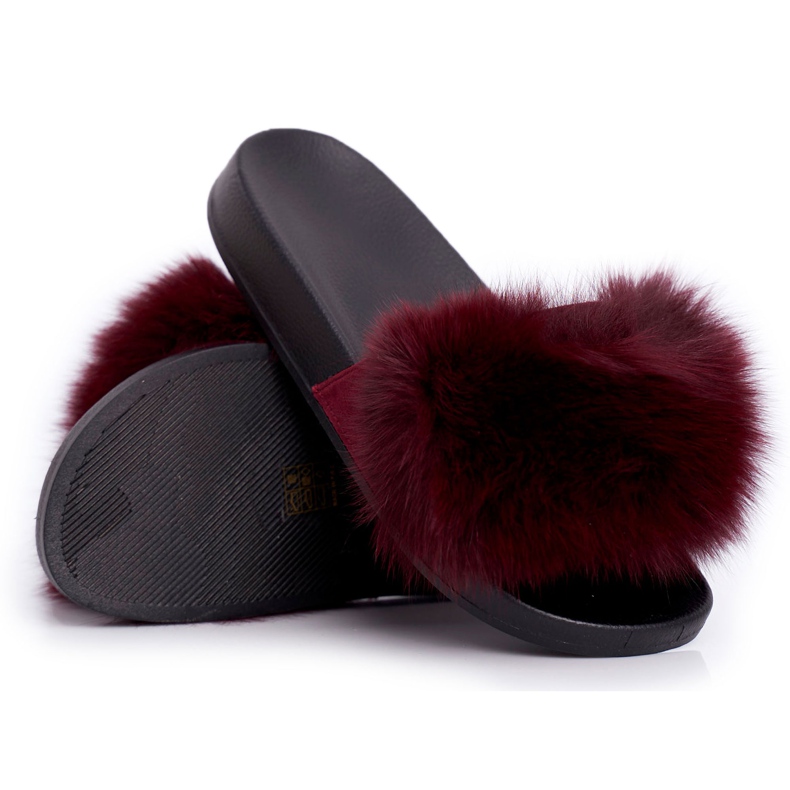 Dámské pantofle s přírodní kožešinou v tmavě červené barvě Naturis