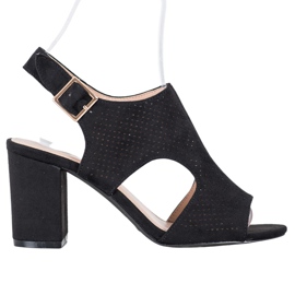 Small Swan Vestavěné prolamované sandály černá