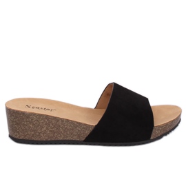 Černé klínové pantofle G186P černý