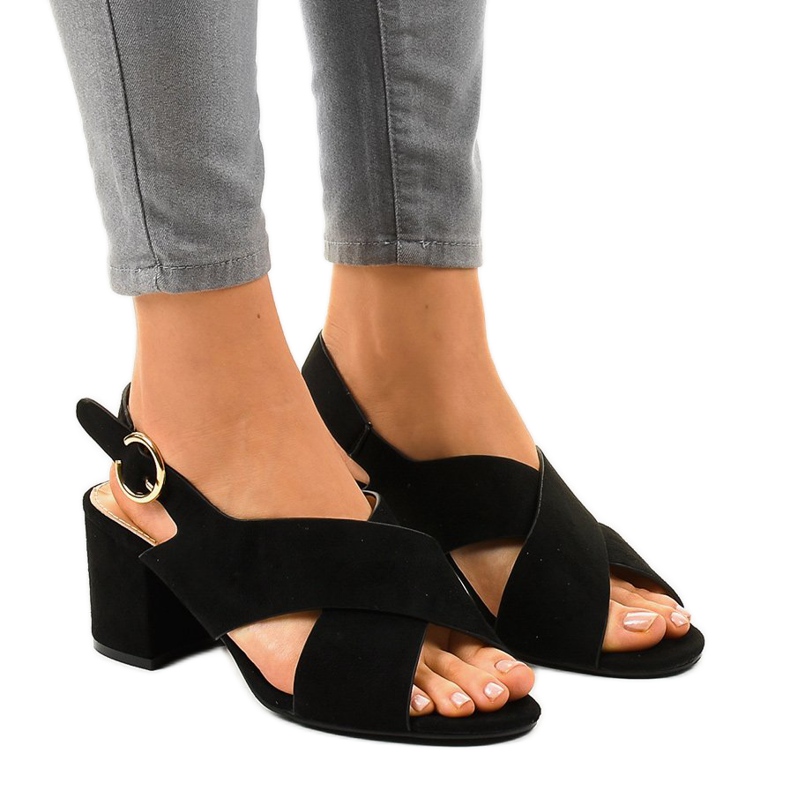 Černé sandály na vysokém podpatku A305 semiš černá