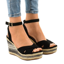 Černé klínové sandály espadrilky 150-613 černý