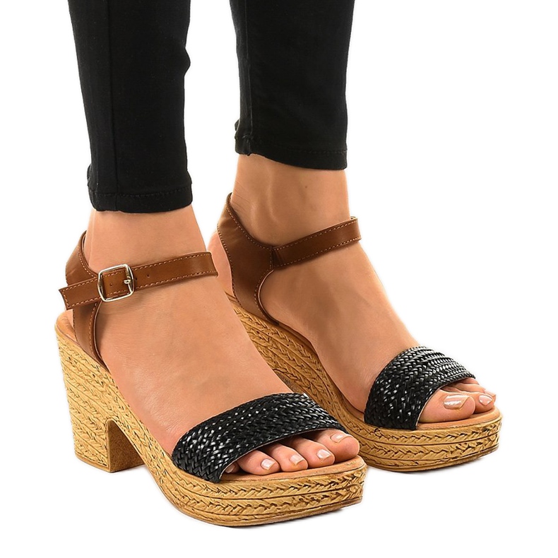 Černé sandály na vysokém podpatku 150-614 hnědý černá