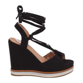 Černé klínové sandály GP07 černý