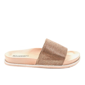 Šampaňské lesklé pantofle RL216 zlatý Šampaňské lesklé pantofle RL216 zlatý