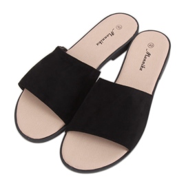 Černé dámské černé pantofle WL1606 Black černý