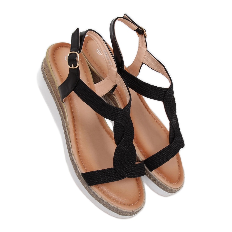 Černé sandály na černém klínu L6629 Black černá