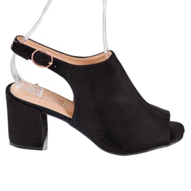 SHELOVET Klasické sandály na vysokém podpatku černá