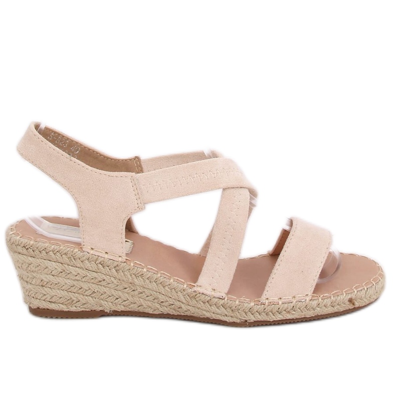 Béžové sandály na klínových espadrilkách S-823 Beige béžový Béžové sandály na klínových espadrilkách S-823 Beige béžový