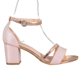 Mannika Elegantní sandály s třpytkami žluť